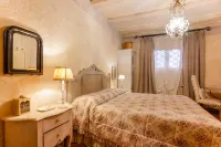 Gallery Guesthouse by Lesdomus