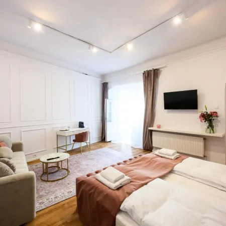 Wiślna Main Square Apartments Отели рядом с достопримечательностью «Галерея Яна Фейкиля»