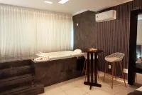 Miami Hotel by H Hotéis - Business Hotels in Gama
