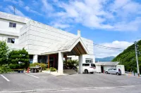 มารีน โรงแรม ฮาริโมะ - ที่มีที่จอดรถ