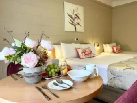 อะพอลโลโมเทลพาร์คส