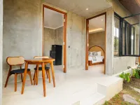 Anadolu Ubud Hoteles cerca de Estudio de Yoga Barn