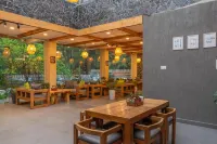 The Social Stays Kasol - petit déjeuner