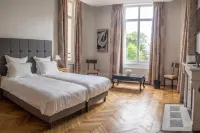 Hôtel Château de la Marlière Hotels in Sains-du-Nord