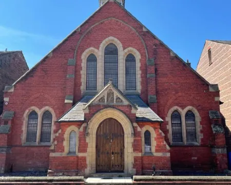 Emmanuel Church Apartments Hotels in Warrington
