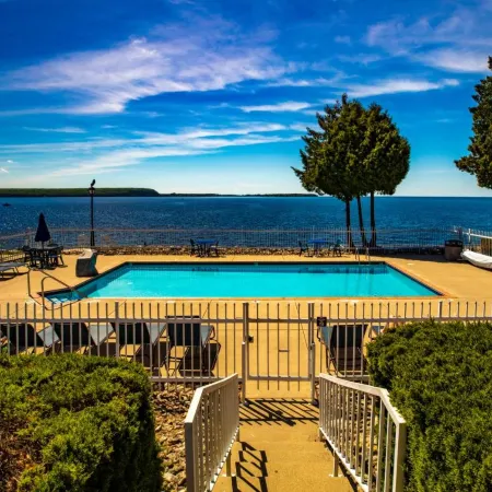 Westwood Shores Waterfront Resort