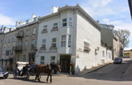 マノワール サンテ ジェネヴィエーヴ のホテル