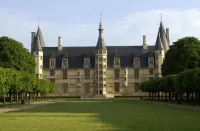 Kyriad Nevers Centre Hotels in Saint-Jean-aux-Amognes