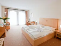 Hotel Barbarossa Hotels near Kaiserswerth