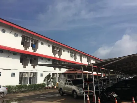 Peamsuk Sweet Prachin Buri Отели рядом с достопримечательностью «Ramkhamhaeng University»