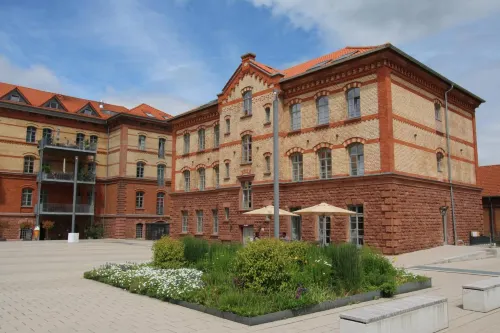Amelie No 1 Hotel & Appartements Hotels in Kandel