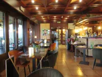 Hôtel Restaurant N 4 - breakfast