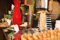 Afraa Hotel Al Aziziya