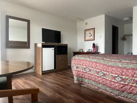 Captain John's Motel Отели рядом с достопримечательностью «Cape Arago Lighthouse»