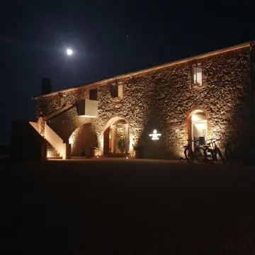 Vin Hotel - Wine Resort and Agriturismo Montieri
