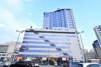 فندق دولفين كونتيننتال Hotels near حديقة قطعة 3