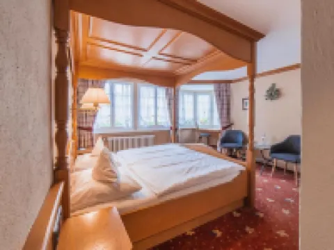 Akzent Hotel Berg's Alte Bauernschänke- Wellness Und Wein Hotels in Rudesheim