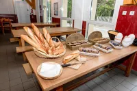 Auberge de Jeunesse HI Nîmes