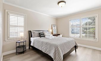 @ Marbella Lane - Modern Refreshing Home