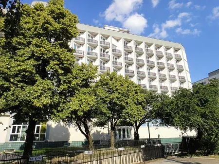 Hotel Modena Отели в г. Братислава II