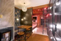 Victoria Court Suites - Pasig Hotel di Kota Pasig