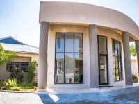 The Telescope Boutique Lodge - internet