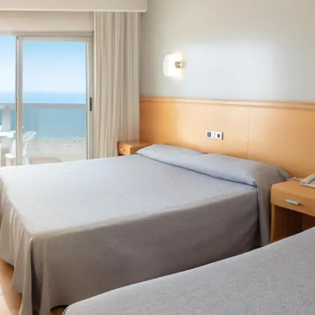 Hotel RH Gijón & Spa Отели в г. Сафор