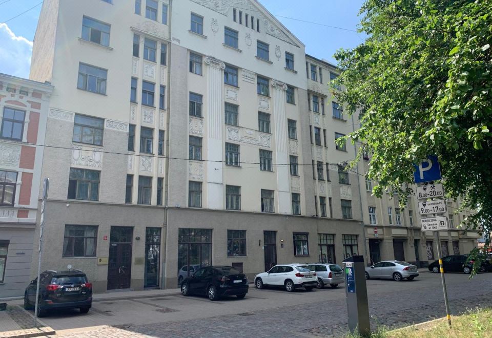 Guesthouse Jakob Lenz - Housity