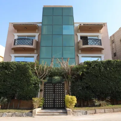 Munir’s Residence Hotels near El Muayyad Mosque