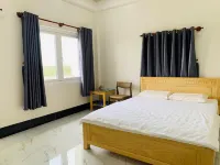 Phuong Quyen Hotel فنادق في Phu Quy