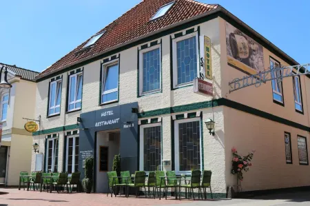 Dithmarscher Haus Отели в г. Крумштедт