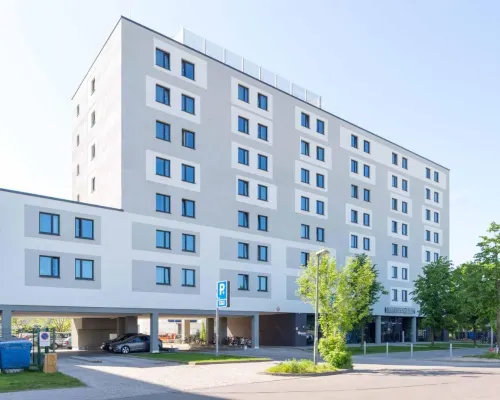 smartments Berlin Prenzlauer Berg Отели рядом с достопримечательностью «Ледовая арена Wellblechpalast»