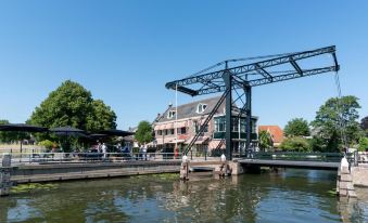 Hof Van Holland Hotel