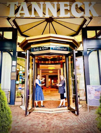 Hotel Tanneck Отели в г. Бад-Вёрисхофен