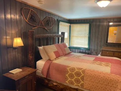 Silver Fork Lodge & Restaurant Hotels in Alta