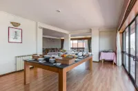 Hotel Moinho de Vento - breakfast