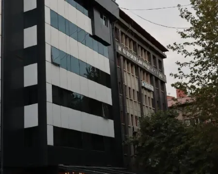 ダブ ホテル ウルス アンカラのホテル