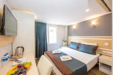 Legend Tulip Hotel Отели рядом с достопримечательностью «Музей игрушек Анталии»