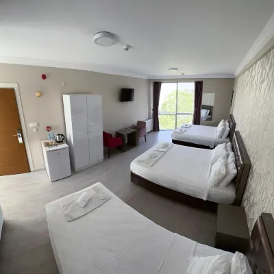Punta Vista Hotel Hotels near Gazi Mustafa Kemal Park