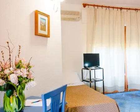 Hotel Donatella ポザーダのホテル