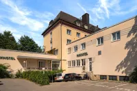 Parkhotel Crombach Hotels near Max-Josefs-Platz