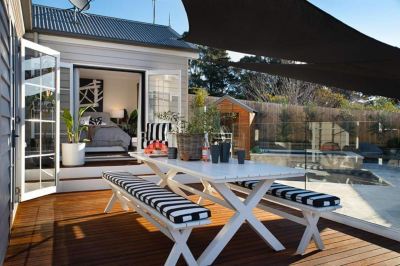 Three-Bedroom House Florence Photo