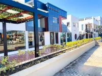 Nouveau Accra Hotels near University of Professional Studies, Accra (UPSA)