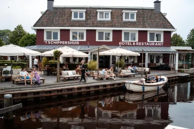 Schippershuis Terherne Hoteles en 
