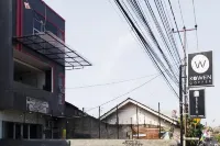 RedDoorz at Capsule Inn Teuku Umar Hotels in Gedong Air