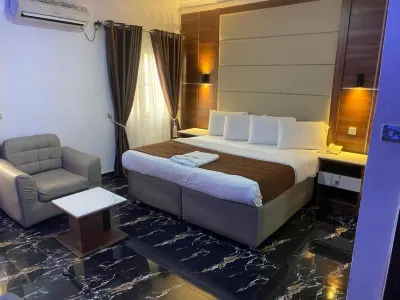 Presken Hotels, Opebi - Castle Hotels in 