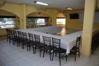 Hotel Meson del Barrio