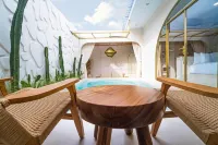 La Dorada by Bohemian Jogja Villas - Vila