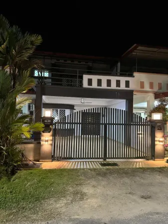 JL Homestay Bahau Отели в г. Jempol