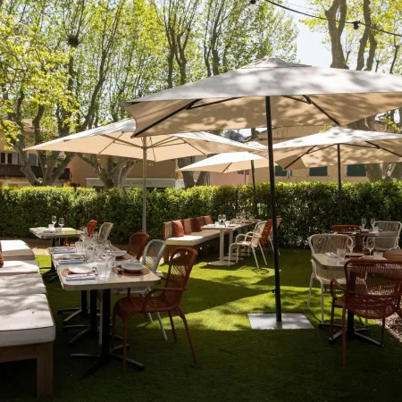 Hôtel et Restaurant la Bastide Bourrelly - Mathias Dandine